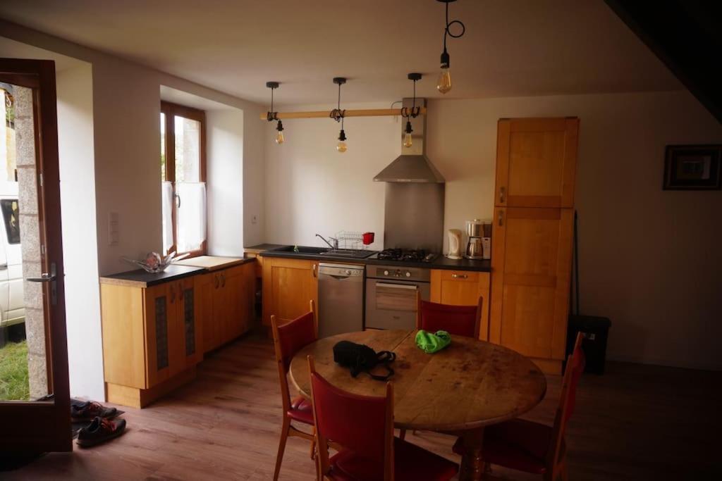 Belle Maison De Campagne Hénon Exterior photo