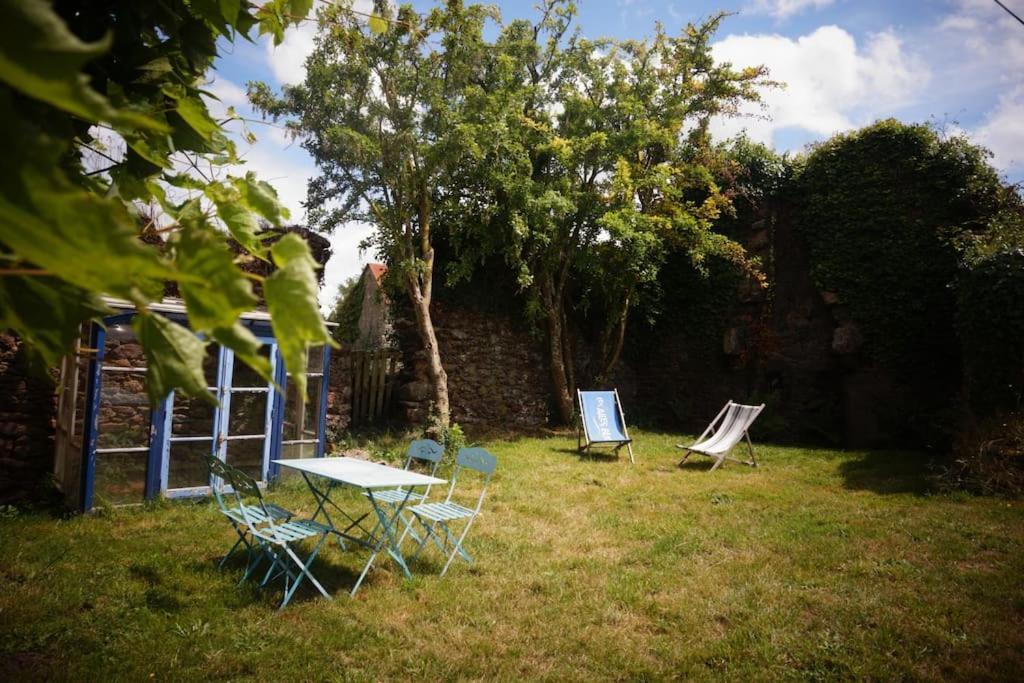 Belle Maison De Campagne Hénon Exterior photo